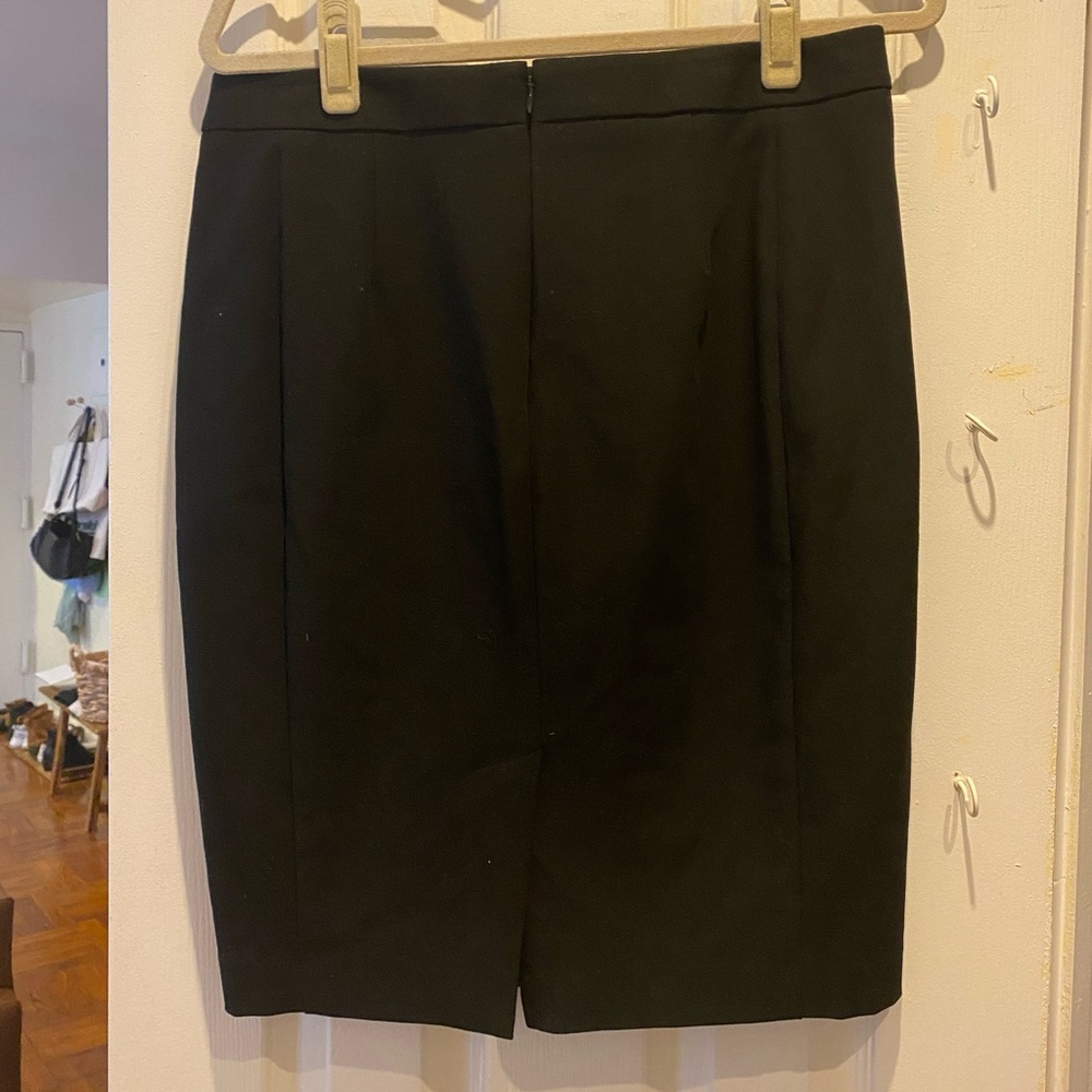 LOFT classic black pencil skirt